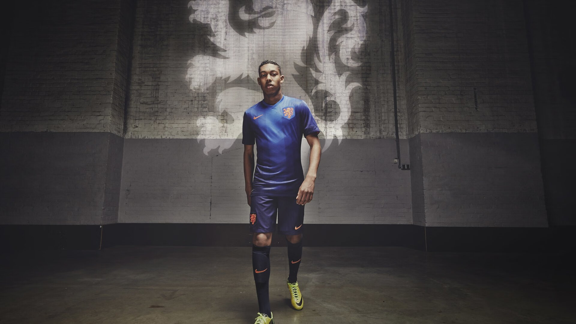 布莱梅主场大捷，德甲争冠气势如虹，不莱梅主帅